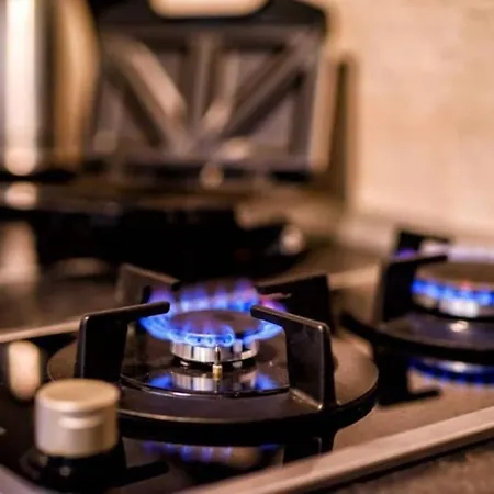 Manooy 2 شقة Năvodari