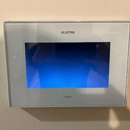 アパート Manooy 2 ナボダリ