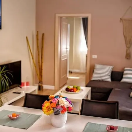 Apartment Manooy 2 Navodari
