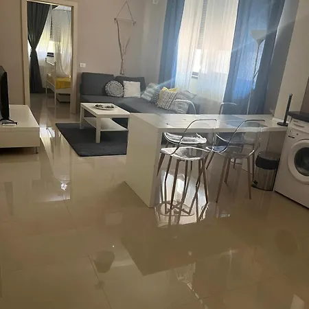 Apartament Manooy 2